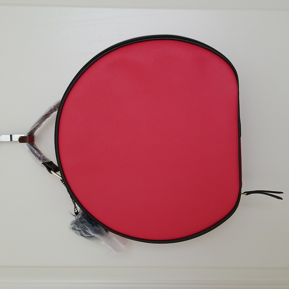 Elizabeth Arden Cosmetic Round Case